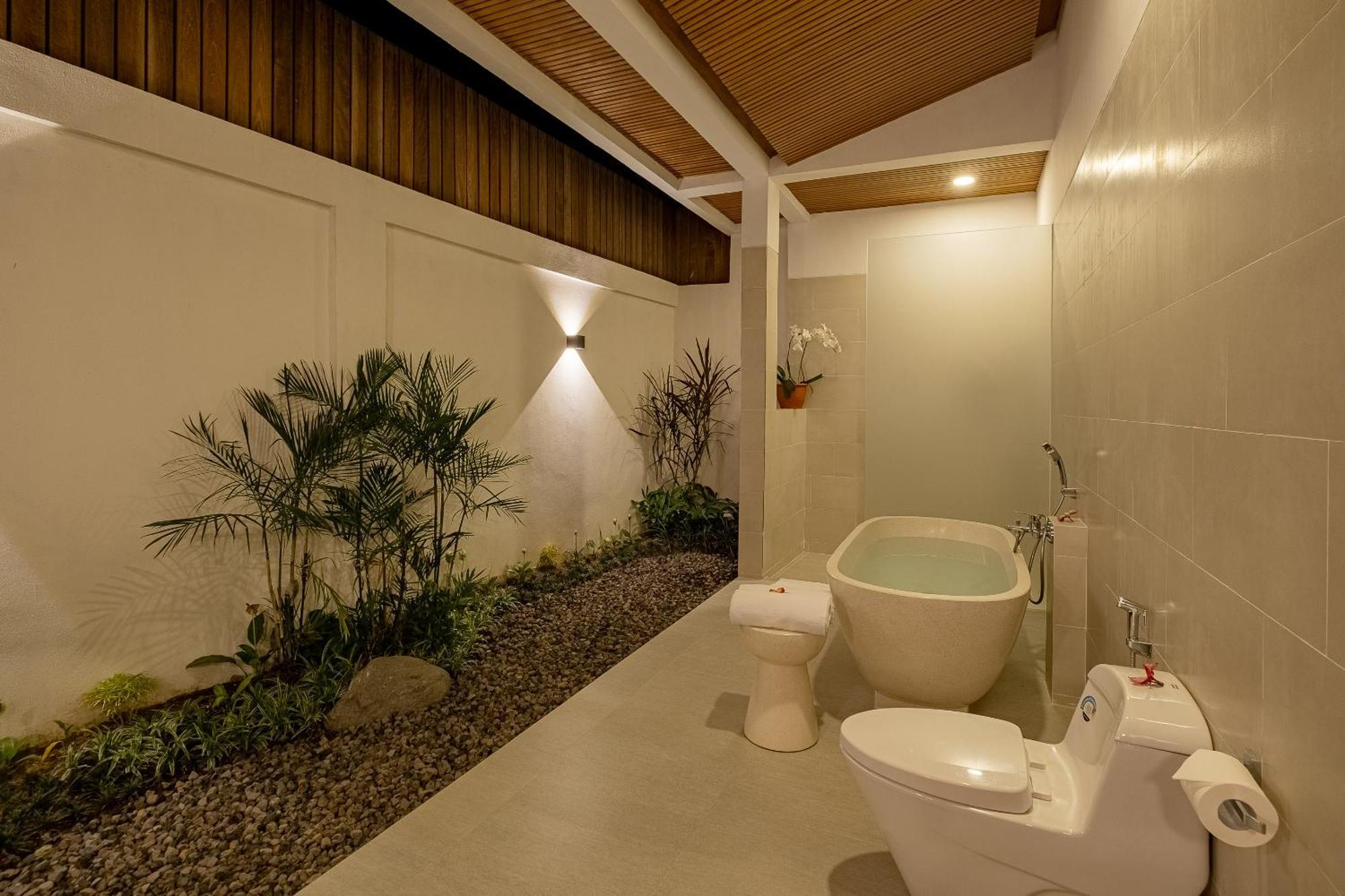Eben Haezer * Ubud